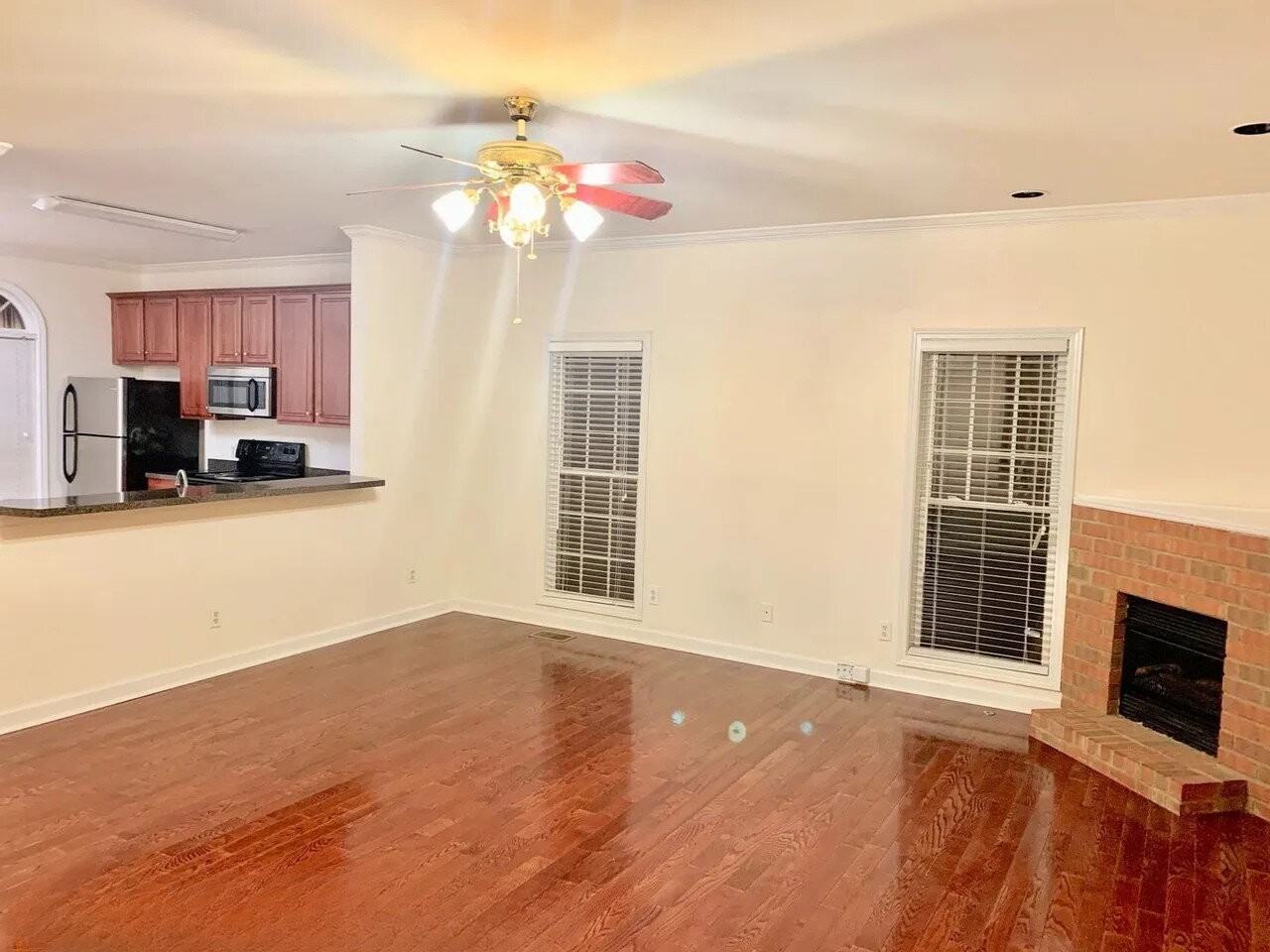 1814 Ed Temple Blvd - Photo 3 of 17