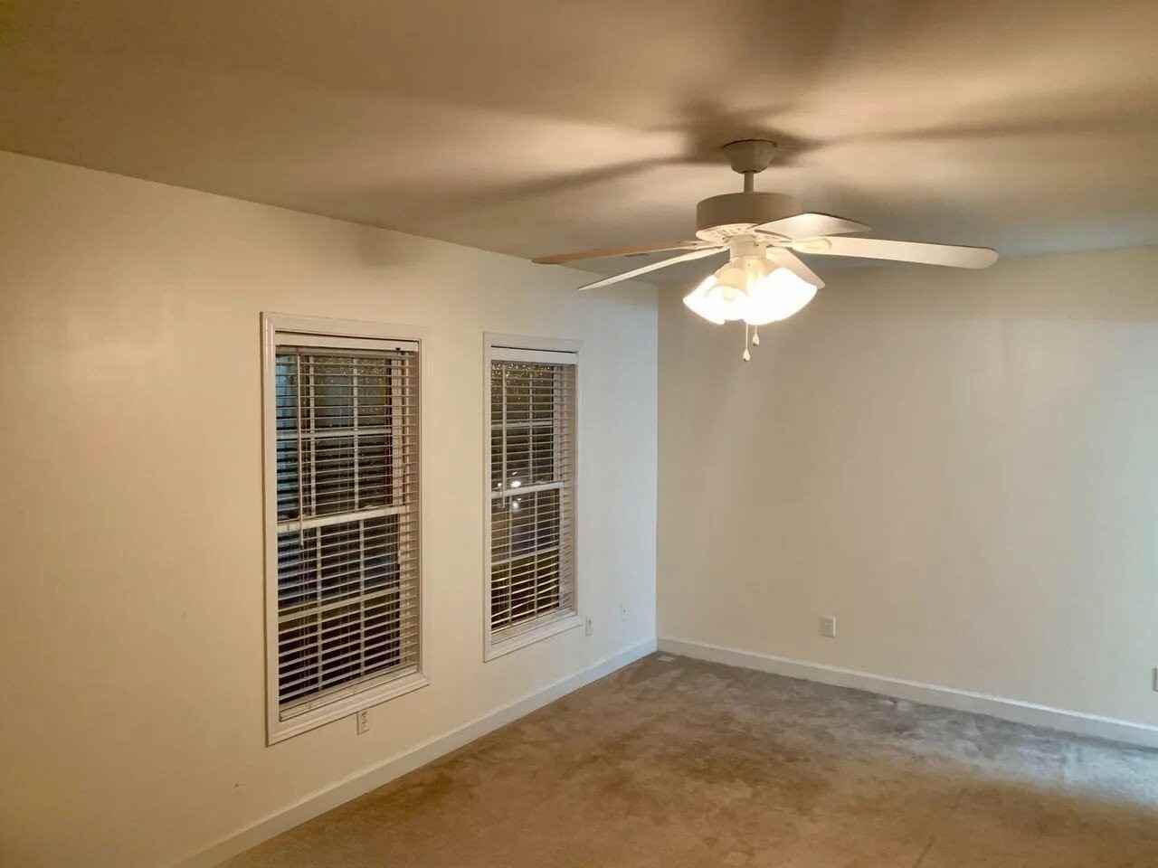 1814 Ed Temple Blvd - Photo 7 of 17