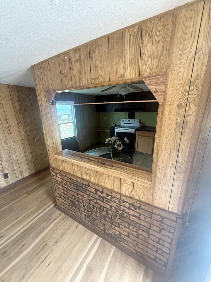 57 Henry Dr - Photo 5 of 13