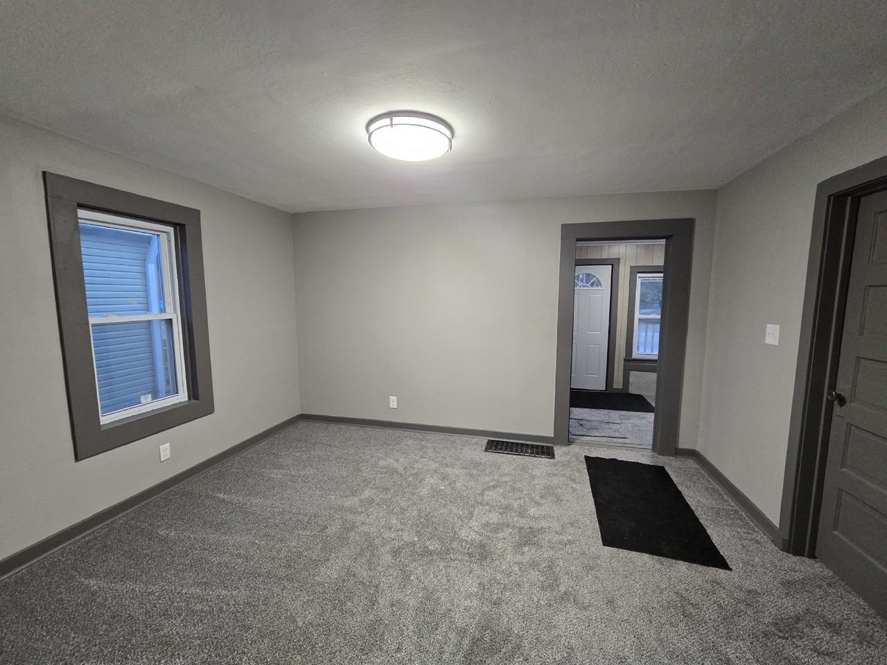 1171 Madison Rd - Photo 3 of 7