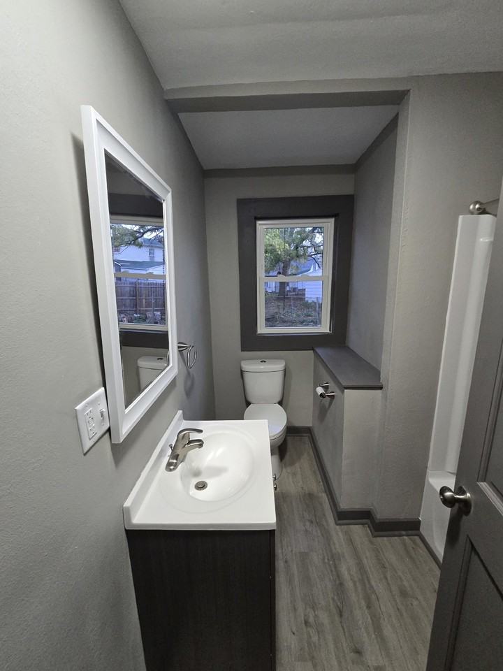 1171 Madison Rd - Photo 4 of 7