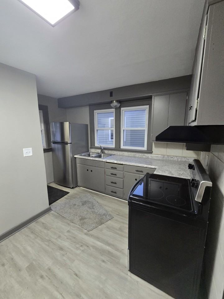 1171 Madison Rd - Photo 5 of 7