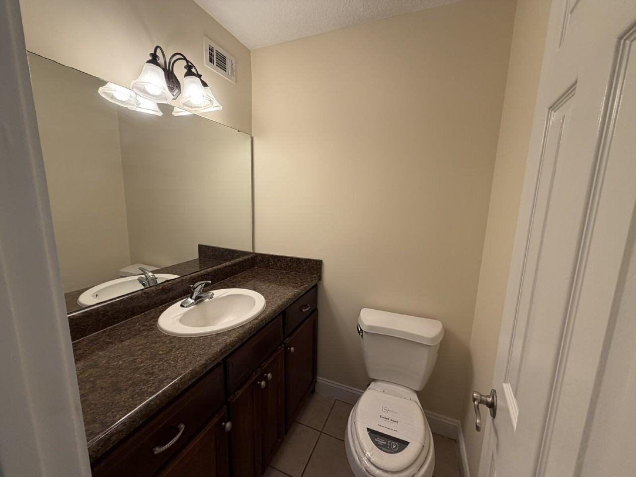 119 Thornbush Ct Ne - Photo 6 of 15