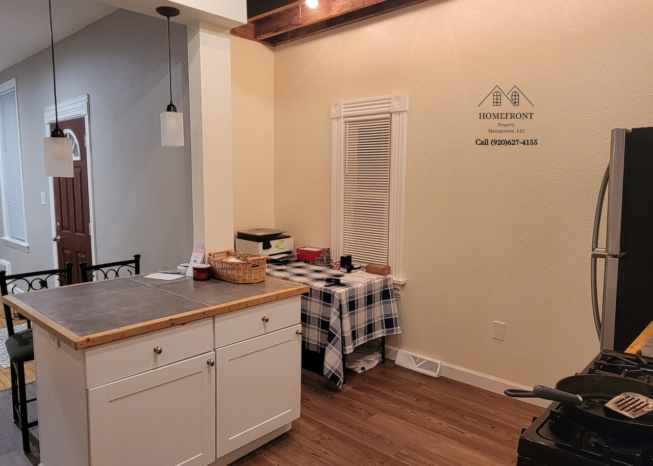 726 Riverfront Dr - Photo 7 of 16