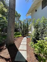 featured image of 101 Acacia Ln