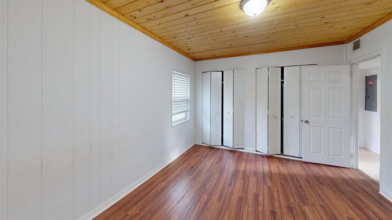 6926 Camelot Rd - Photo 2 of 19