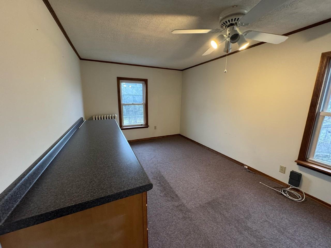 430 Market St - Photo 3 of 13