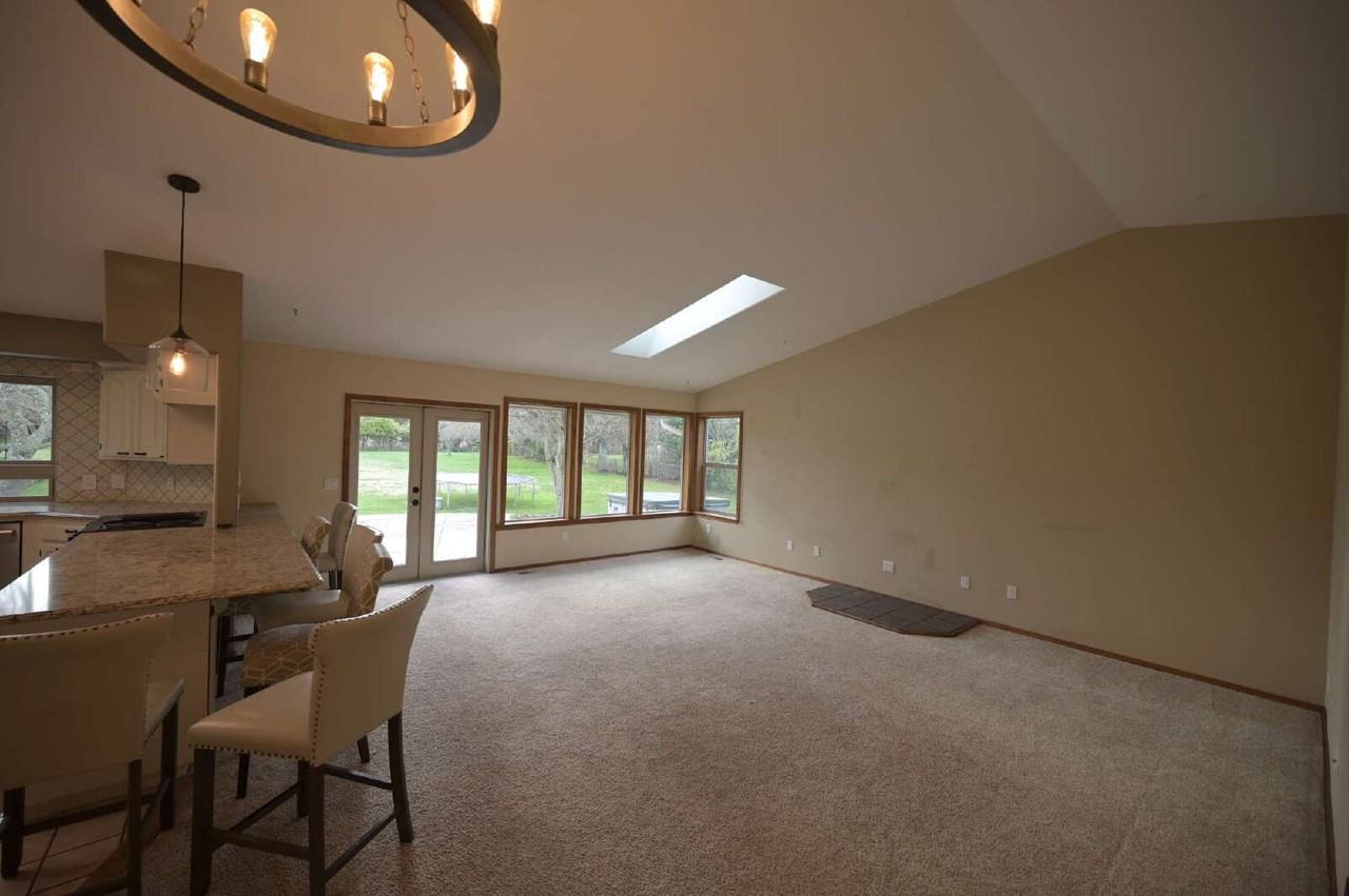 192 Fergy Ln - Photo 5 of 36