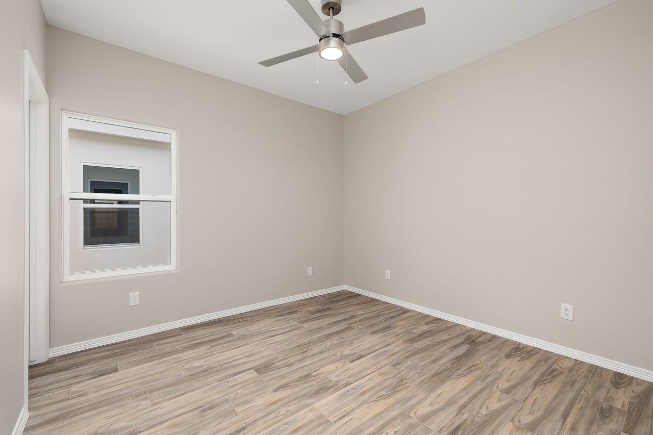 4220 Walnut Ave #2 - Photo 5 of 50