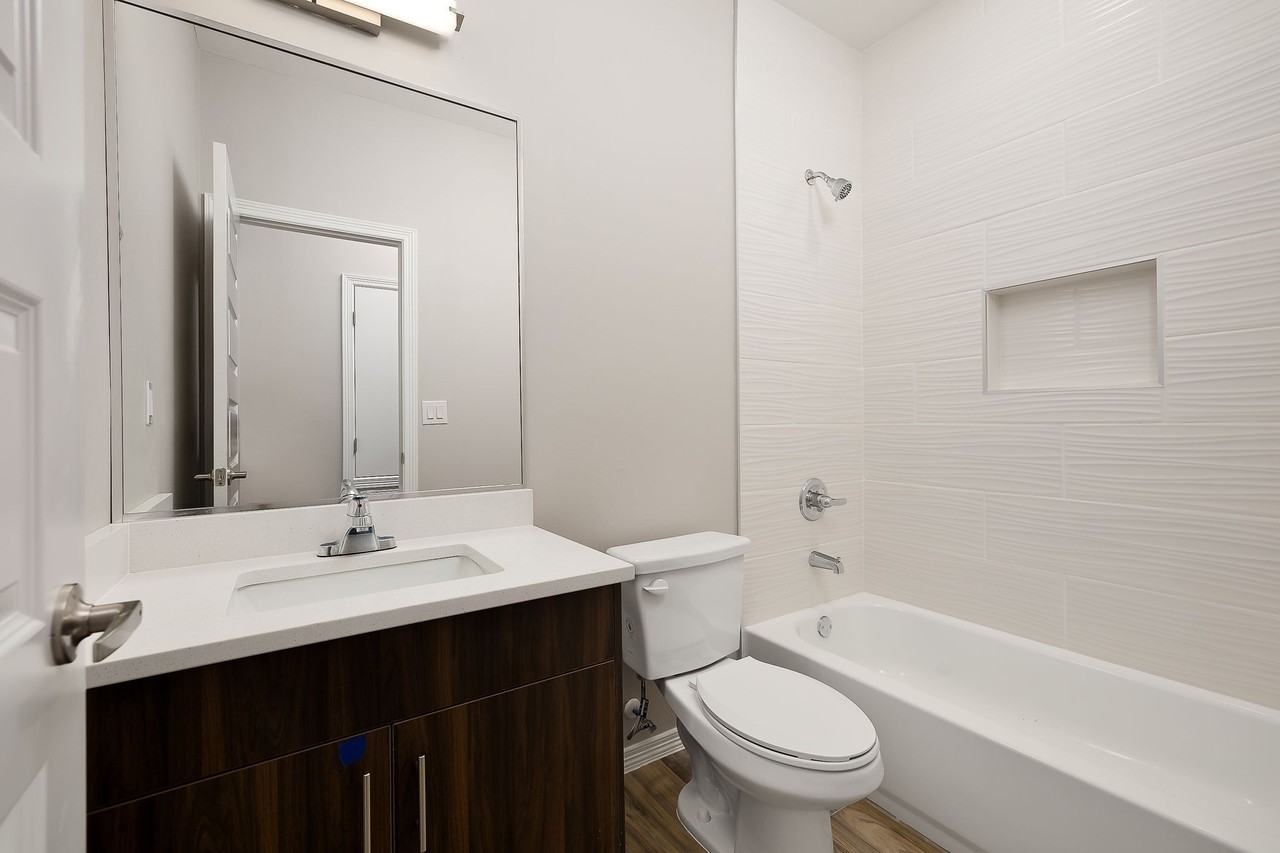 4220 Walnut Ave #2 - Photo 7 of 50