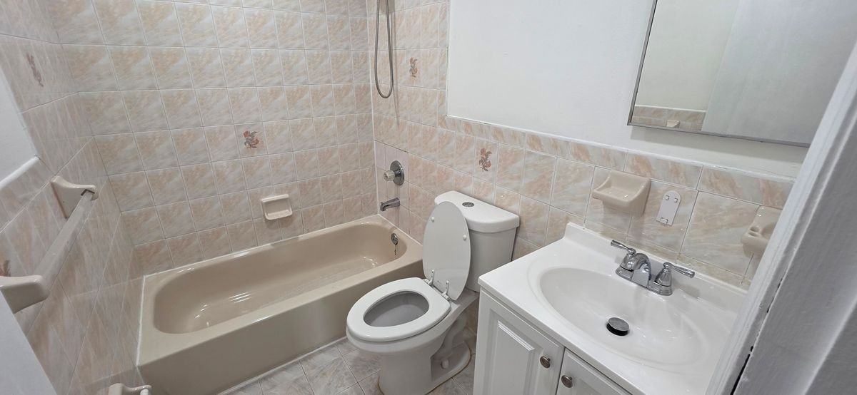 17427 126th Ave - Photo 5 of 11