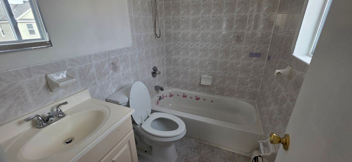 17427 126th Ave - Photo 6 of 11