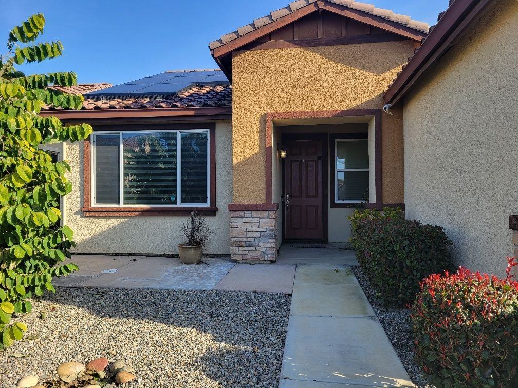 1618 Oak St - Photo 2 of 22