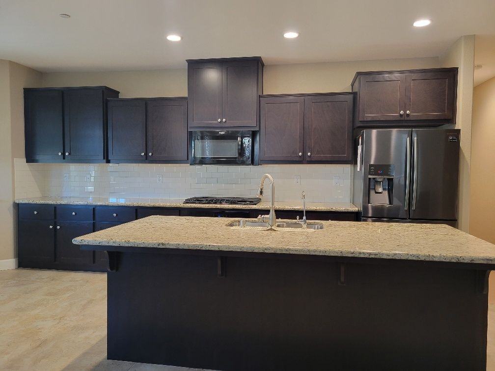 1618 Oak St - Photo 5 of 22