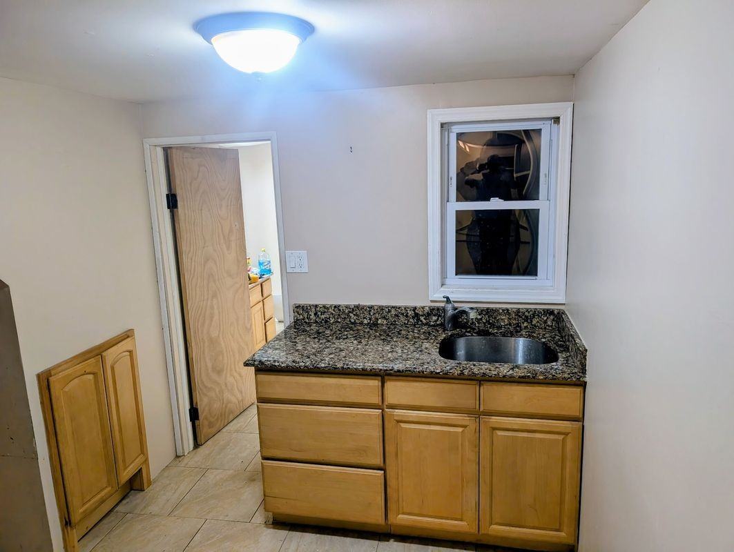 9 Hollowbrook Pl - Photo 3 of 3