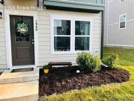 1946 Robin Hill Ln - Photo 1 of 1