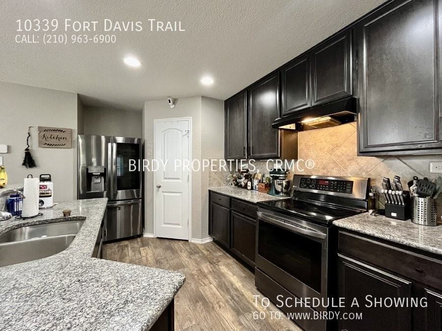 10339 Fort Davis Trl - Photo 7 of 35