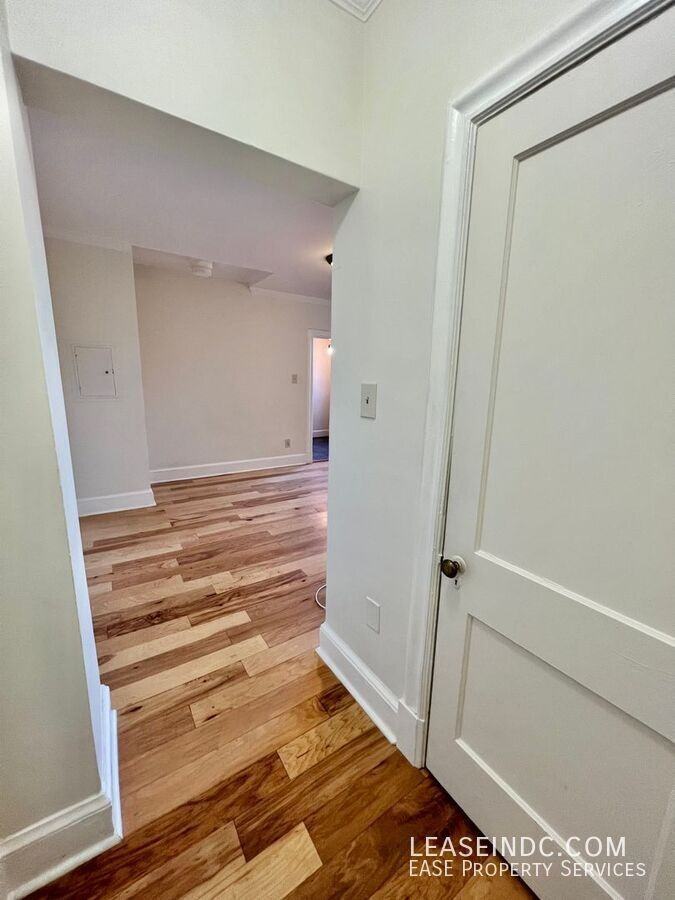 3010 Wisconsin Ave Nw #405 - Photo 3 of 20