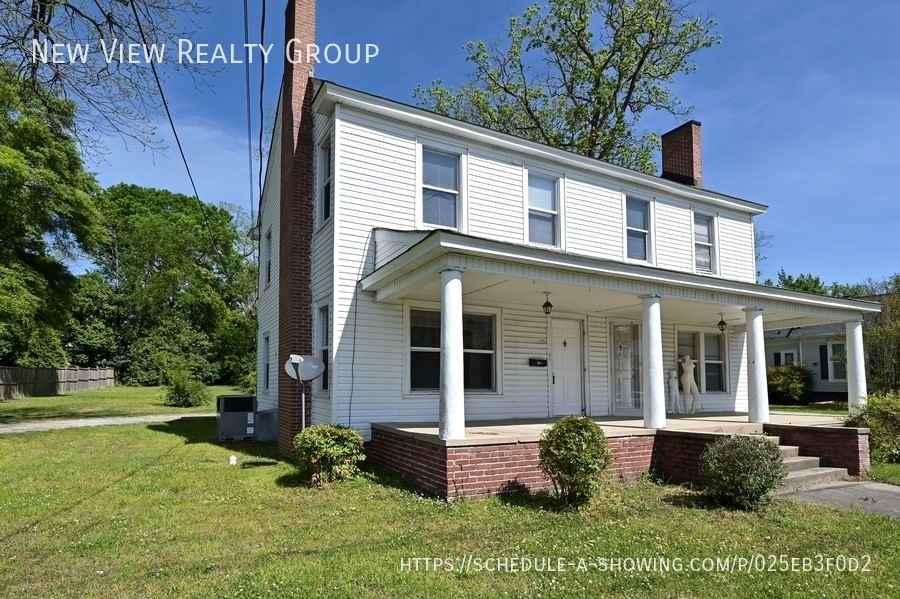 134 Saluda St #B - Photo 2 of 2