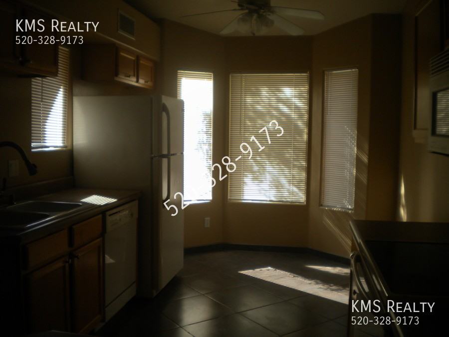 2515 S Timberline Ave - Photo 7 of 38