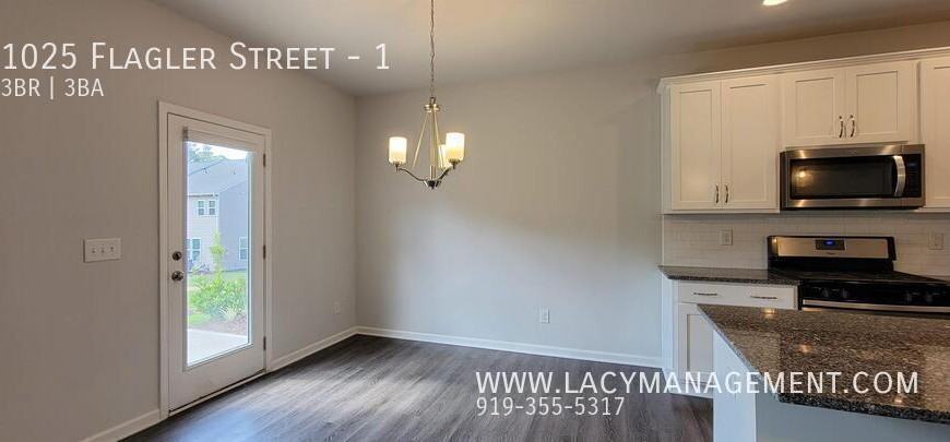 1025 Flagler St #1 - Photo 6 of 26