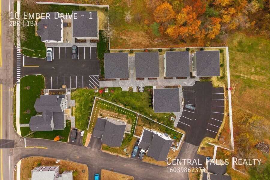 4 10 Ember Drive #1 - Photo 4 of 24