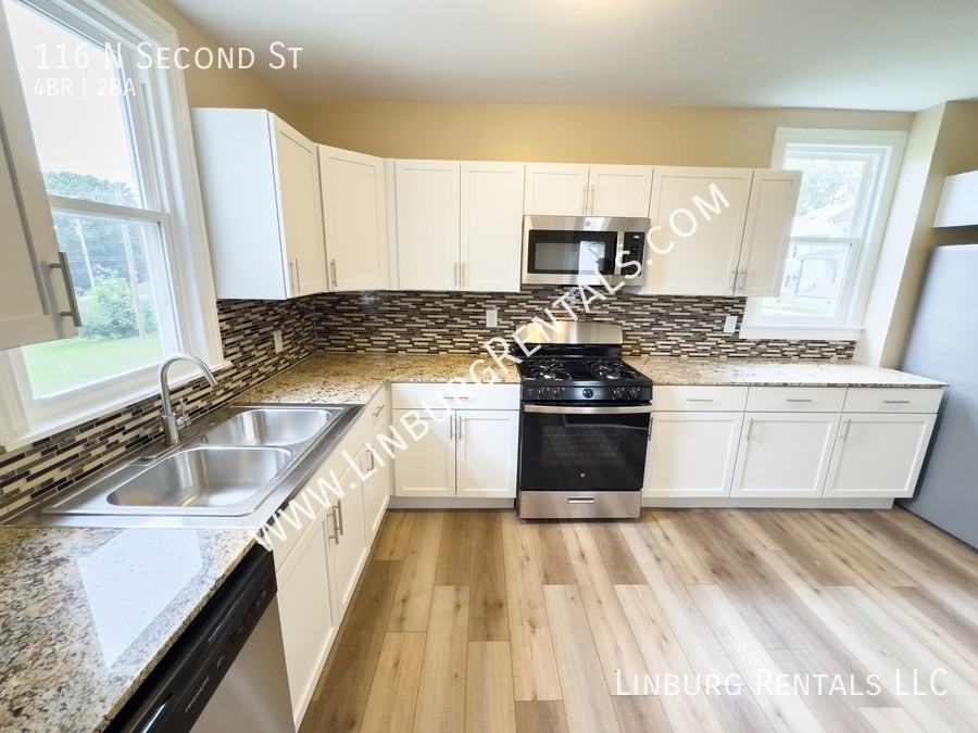 116 N 2nd St - Photo 5 of 27