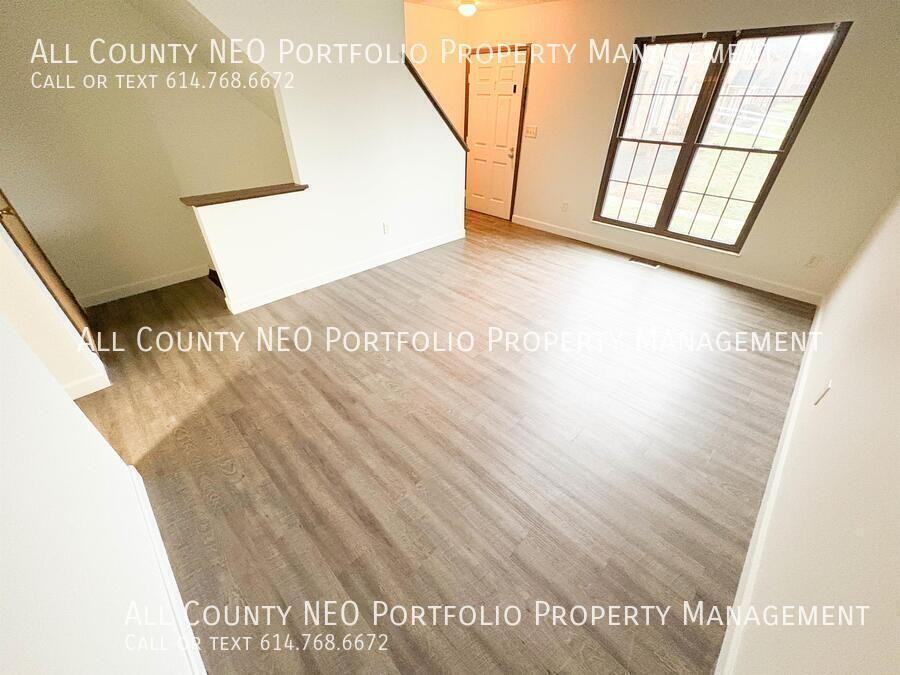 6477 Brookedge Ct - Photo 4 of 23