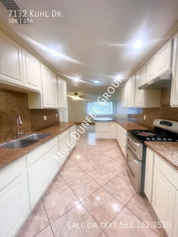 7132 Kuhl Dr - Photo 4 of 12