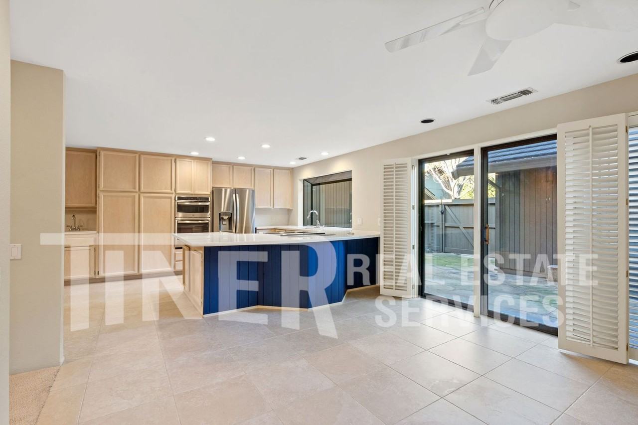 11397 Gold Country Blvd - Photo 3 of 24