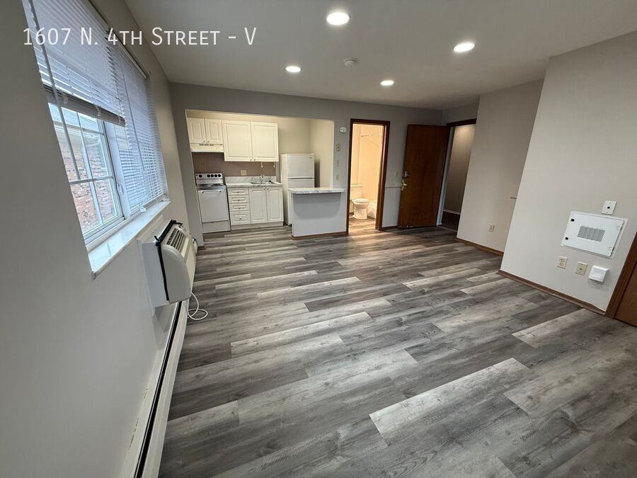 1607 N 4th St #V - Photo 4 of 8