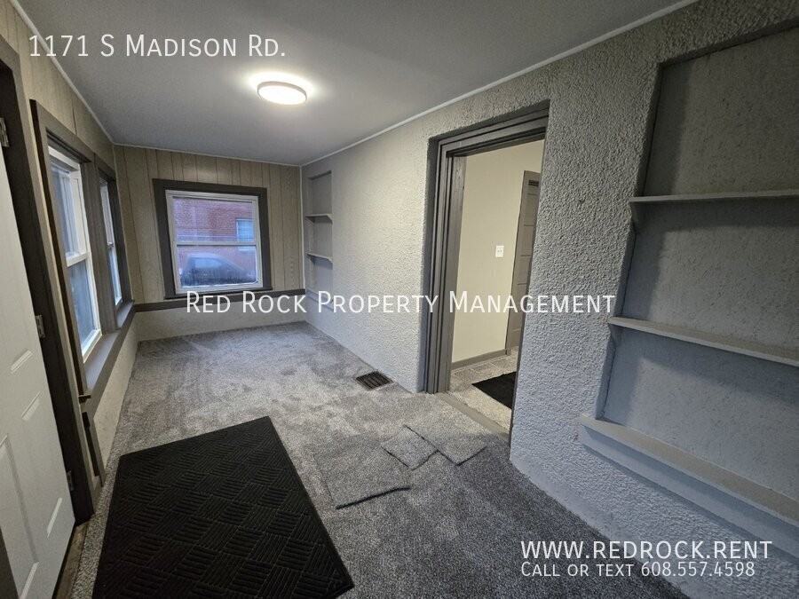 1171 Madison Rd - Photo 2 of 7