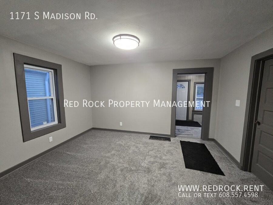 1171 Madison Rd - Photo 3 of 7