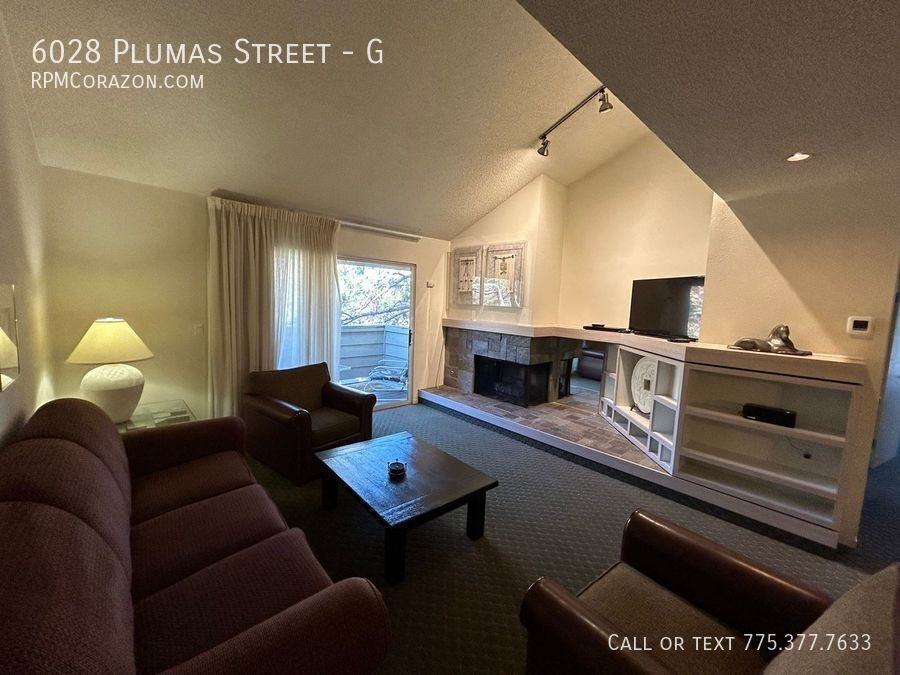 6028 Plumas St #G - Photo 4 of 14