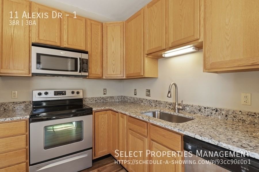 11 Alexis Dr #1 - Photo 5 of 14