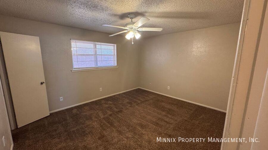 5210 38th St #A - Photo 7 of 11