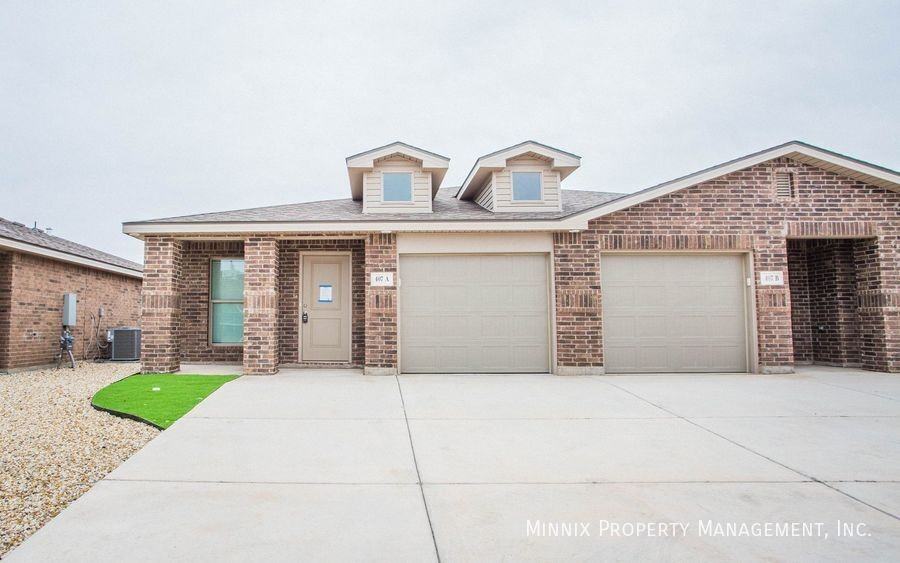 407 E 21st St #A - Photo 2 of 30