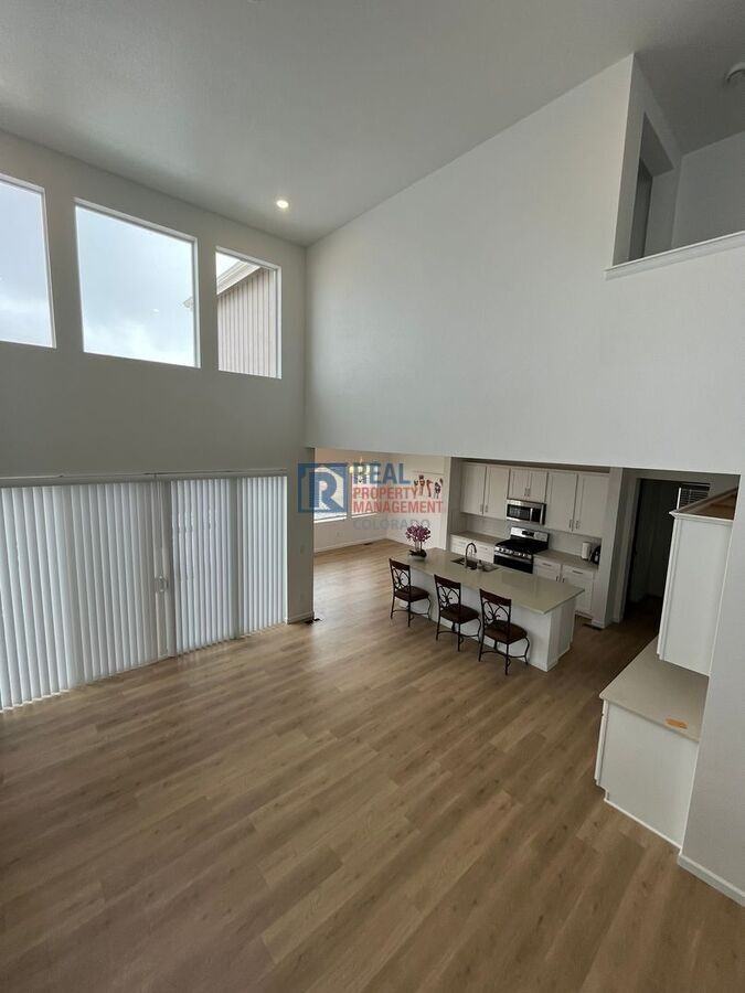 16488 W 92nd Pl - Photo 7 of 31