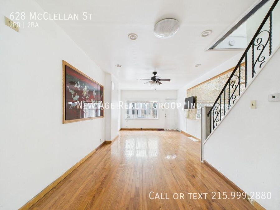 628 Mcclellan St - Photo 3 of 8