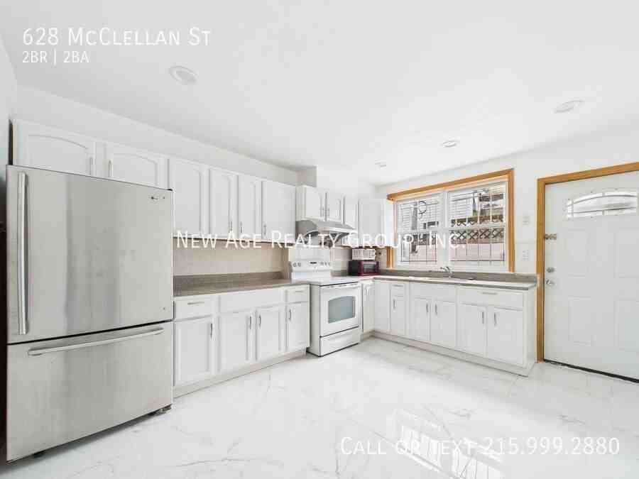 628 Mcclellan St - Photo 4 of 8