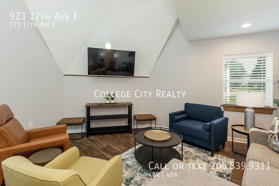 923 17th Ave E - Photo 5 of 22