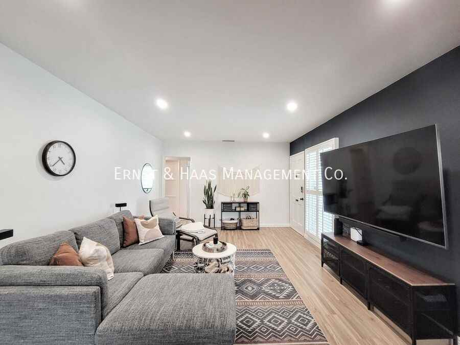 5632 Hazelbrook Ave - Photo 6 of 24