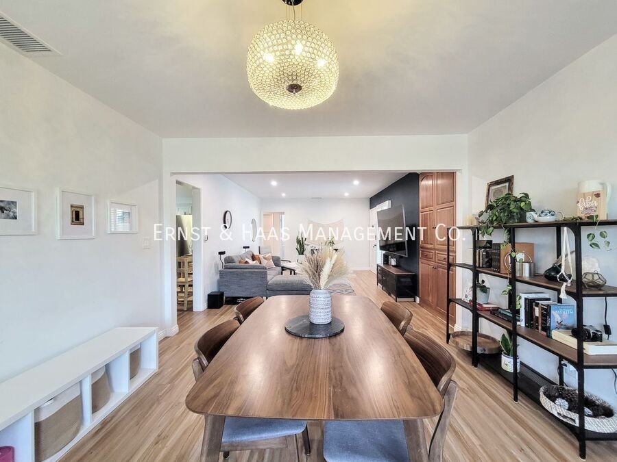 5632 Hazelbrook Ave - Photo 7 of 24