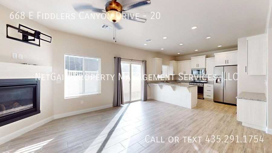 668 E Fiddlers Canyon Rd #20 - Photo 4 of 24