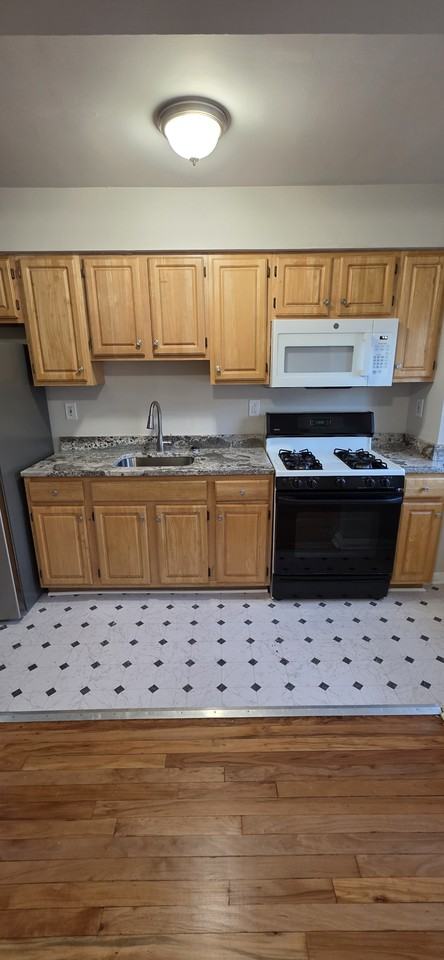 6816 Eastbrook Ave - Photo 7 of 15