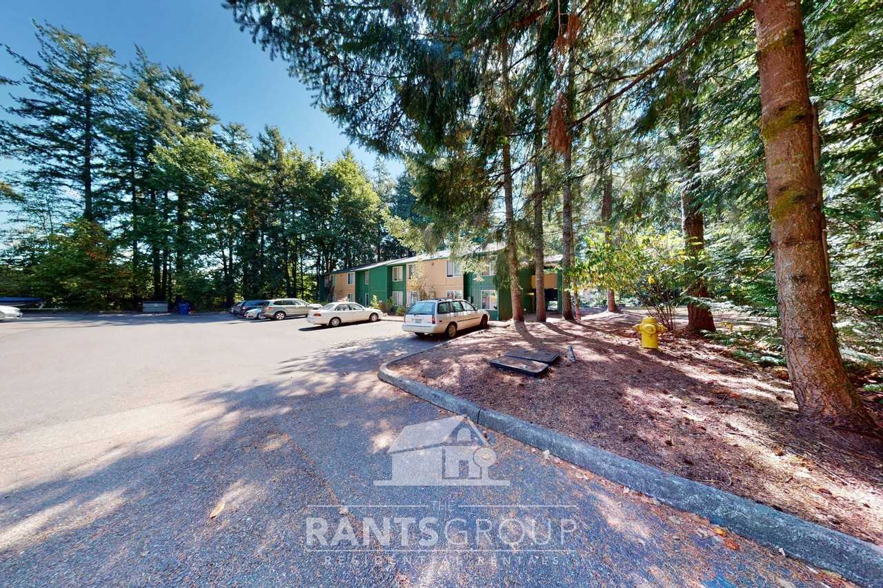 Lovely, wooded 2 - Photo 4 of 12