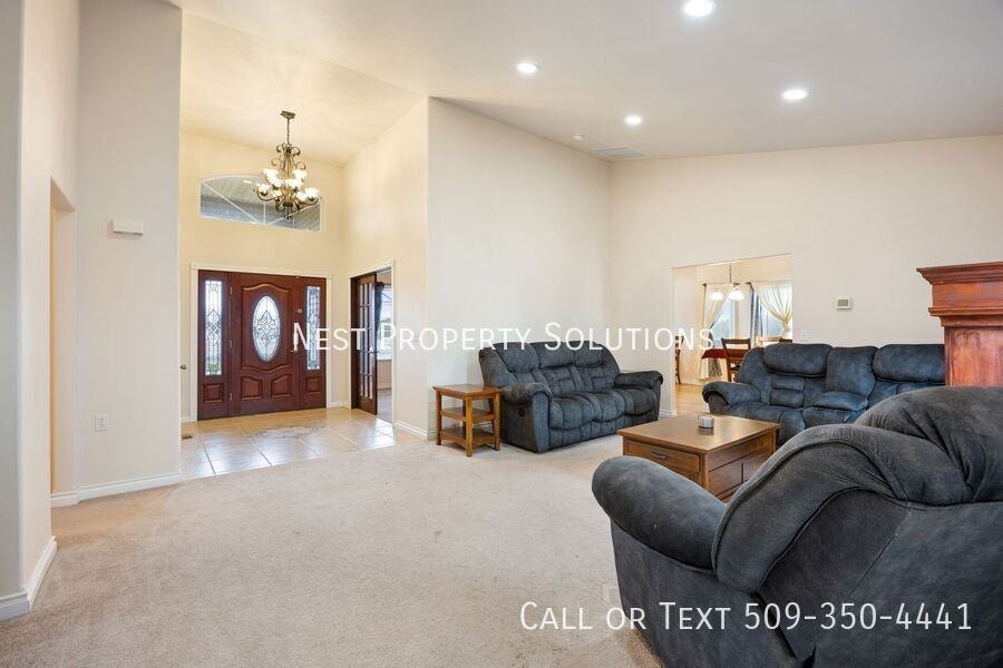 12049 Baseline Rd E - Photo 7 of 32