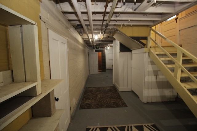 1519 E St - Photo 6 of 26