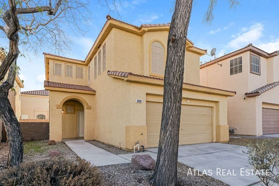 4009 Bella Palermo Way - Photo 2 of 39