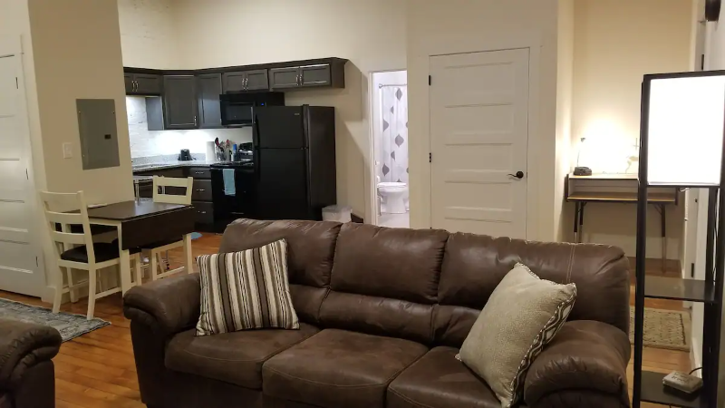 722 Commerce St #303 - Photo 7 of 8